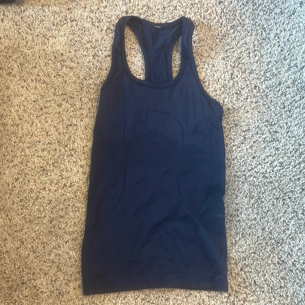 Size 2 Lululemon navy tank top